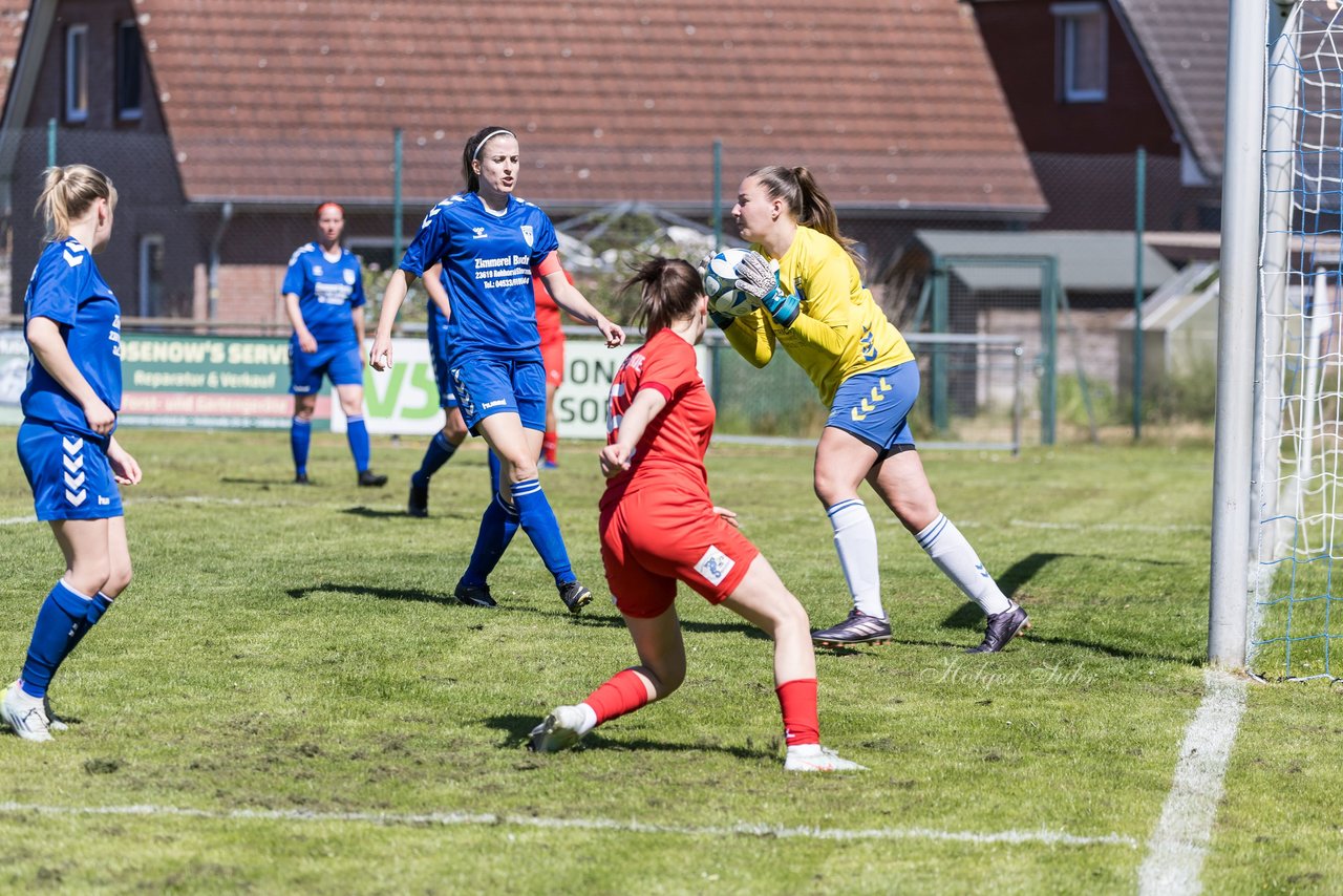 Bild 222 - F TSV Zarpen - Holstein Kiel II : Ergebnis: 2:6